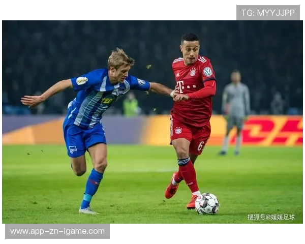 弗赖堡前场支点对拜仁构成威胁:深入分析这场关键战役的战术博弈 弗赖堡前场支点对拜仁构成威胁:深入分析这场关键战役的战术博弈